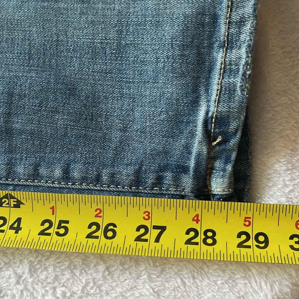BKE Relaxed Fit Light Blue Jeans - Picture 8 of 8